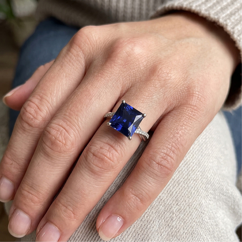 Natural Earth Mined Diamond Gold Jewellery Princess Blue Sapphire Ring With Accents 6 Carats