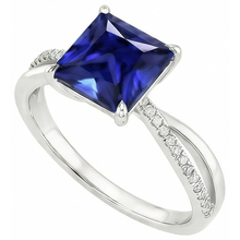 natural round sapphire 5.50ct ring close up detail