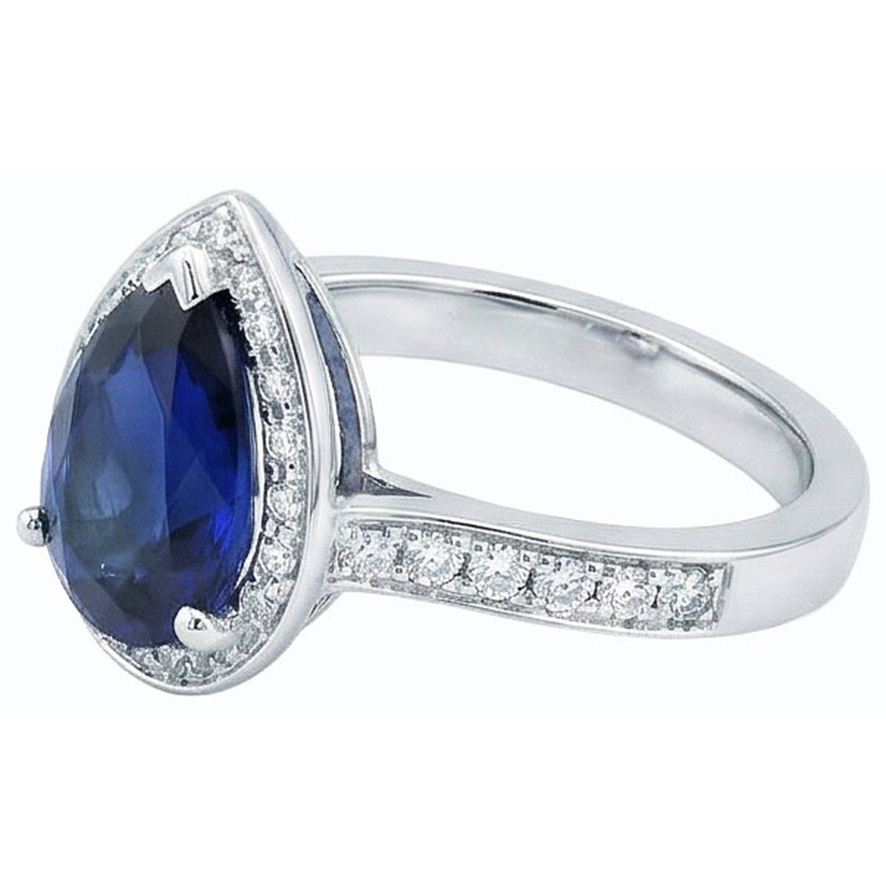 natural round sapphire 4ct ring on white background