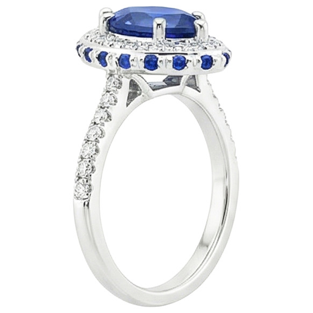 natural round sapphire 5.25ct ring on white background