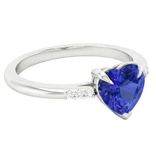 natural round sapphire 1.25ct ring close up detail