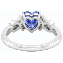 Natural Earth Mined Diamond Heart Shaped Srilanka Sapphire Ring 1.75 Carats Ribbon Style