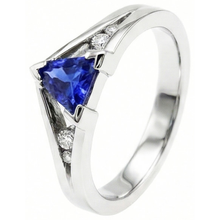 Natural Earth Mined Diamond Jewellery Trillion Blue Sapphire Ring 1.25 Carats 5 Stone Style