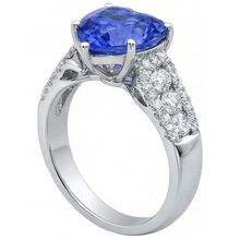 Natural Earth Mined Diamond Ring Heart Shaped Light Blue Sapphire Jewellery 5.50 Carats