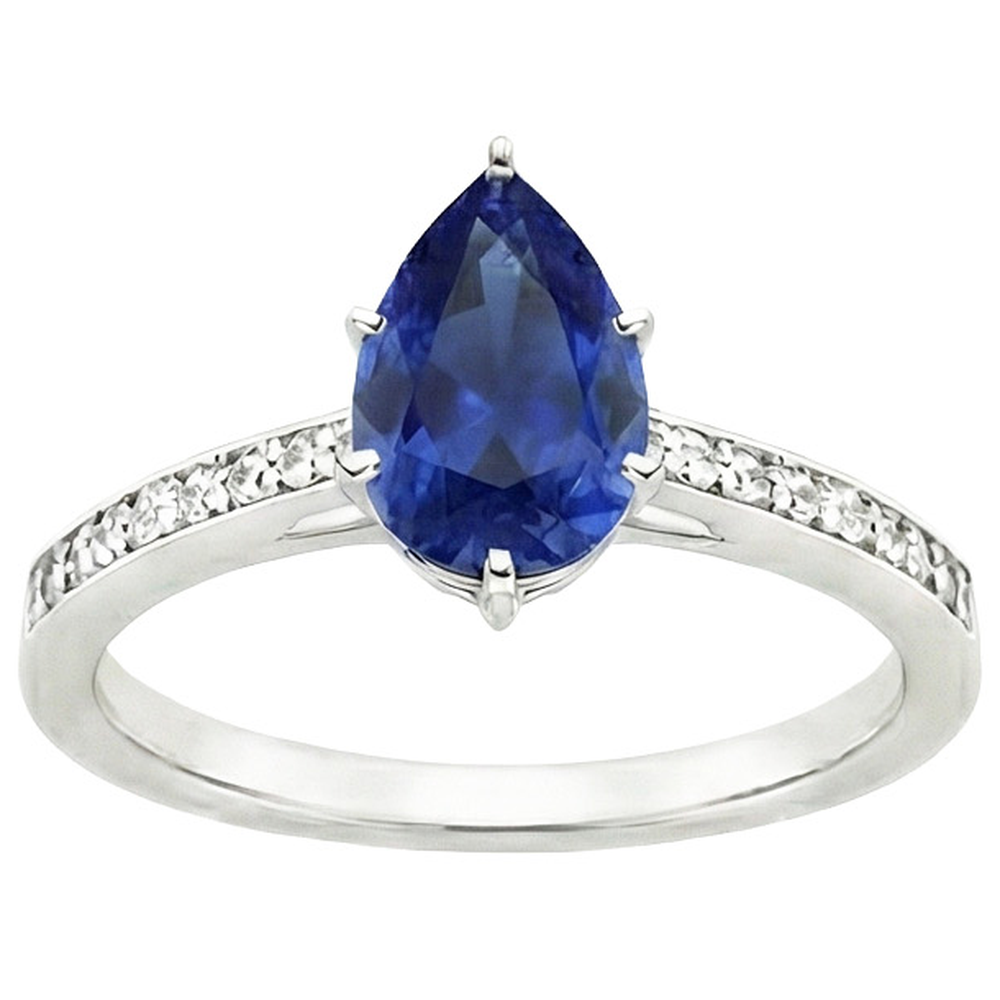 natural round sapphire 7.25ct ring close up detail
