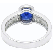 natural round sapphire 2.50ct ring side angle