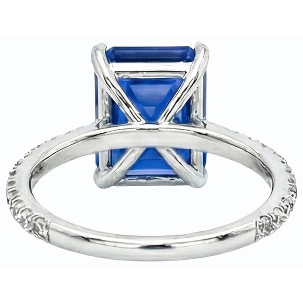 natural emerald sapphire 4.50ct ring close up detail