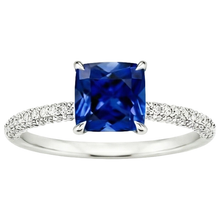 natural round sapphire 3.25ct ring top view