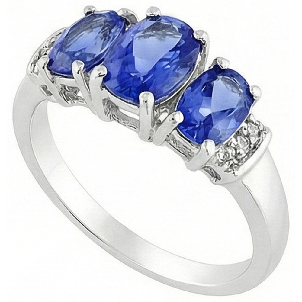 natural round sapphire 5.26ct ring close up detail