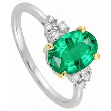 Oval Cut Emerald ring in 14 Karat Two Tone Gold – angle view