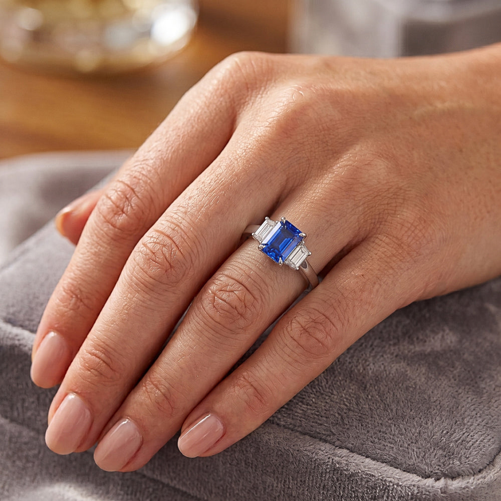 Natural Sapphire Ring 1.75ct - White Gold 14K