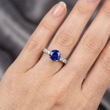 Natural Sapphire Ring 1.75ct - White Gold 14K