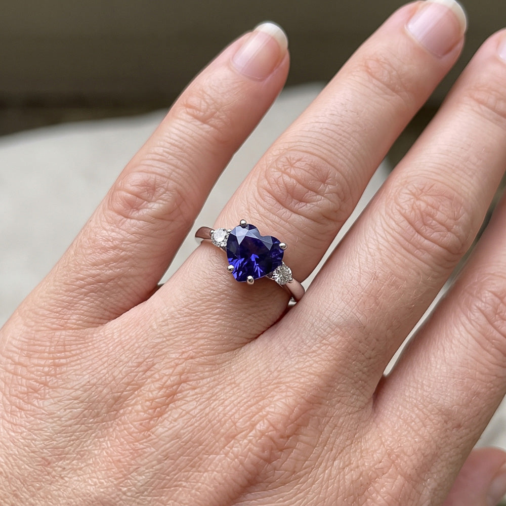 Natural Sapphire Ring 2.50ct - White Gold 14K