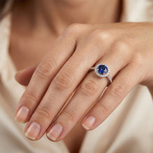 Natural Sapphire Ring 2.5ct - White Gold 14K