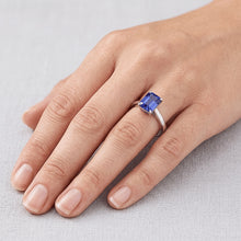 Natural Sapphire Ring 2ct - White Gold 14K