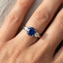 Natural Sapphire Ring 2ct - White Gold 14K