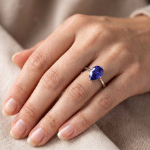 Natural Sapphire Ring 2ct - White Gold 14K