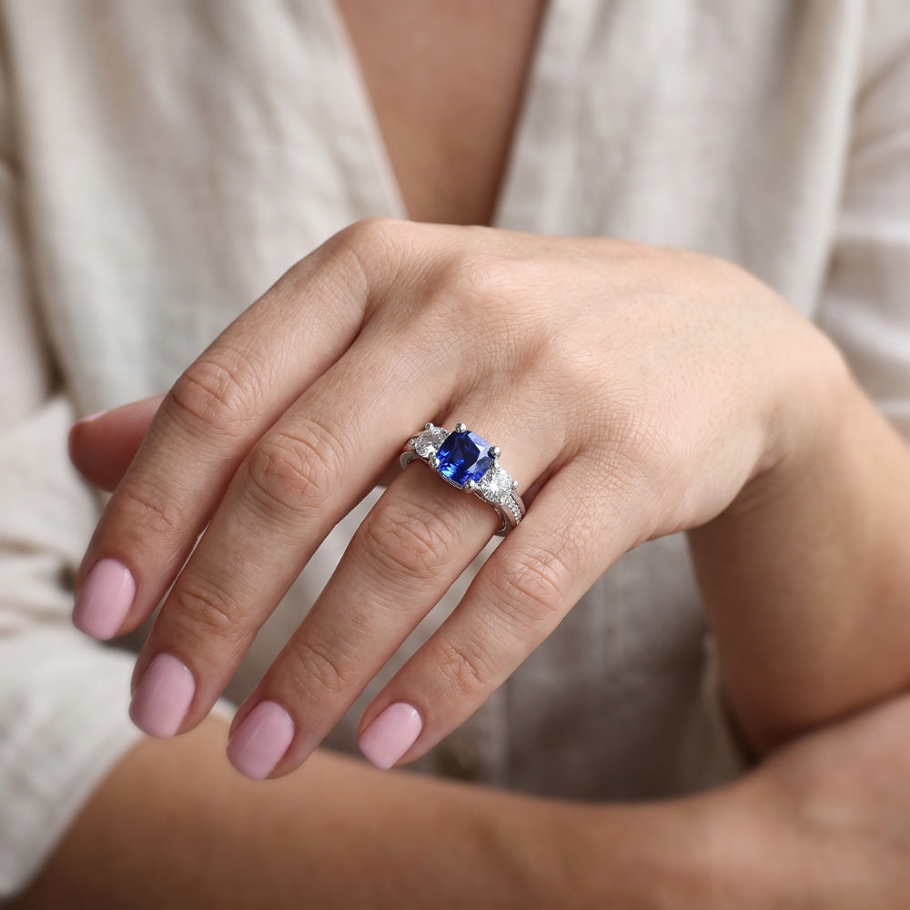 Natural Sapphire Ring 2ct - White Gold 14K