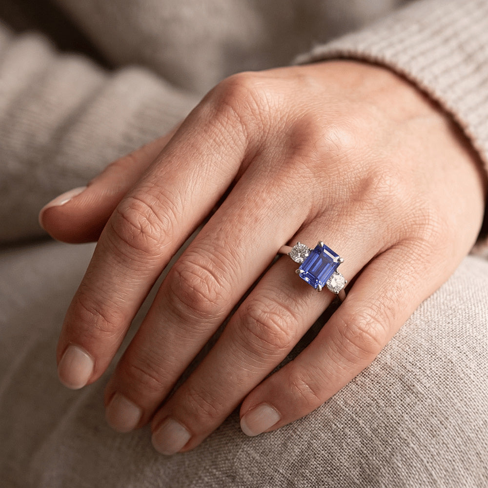 Natural Sapphire Ring 3.50ct - White Gold 14K