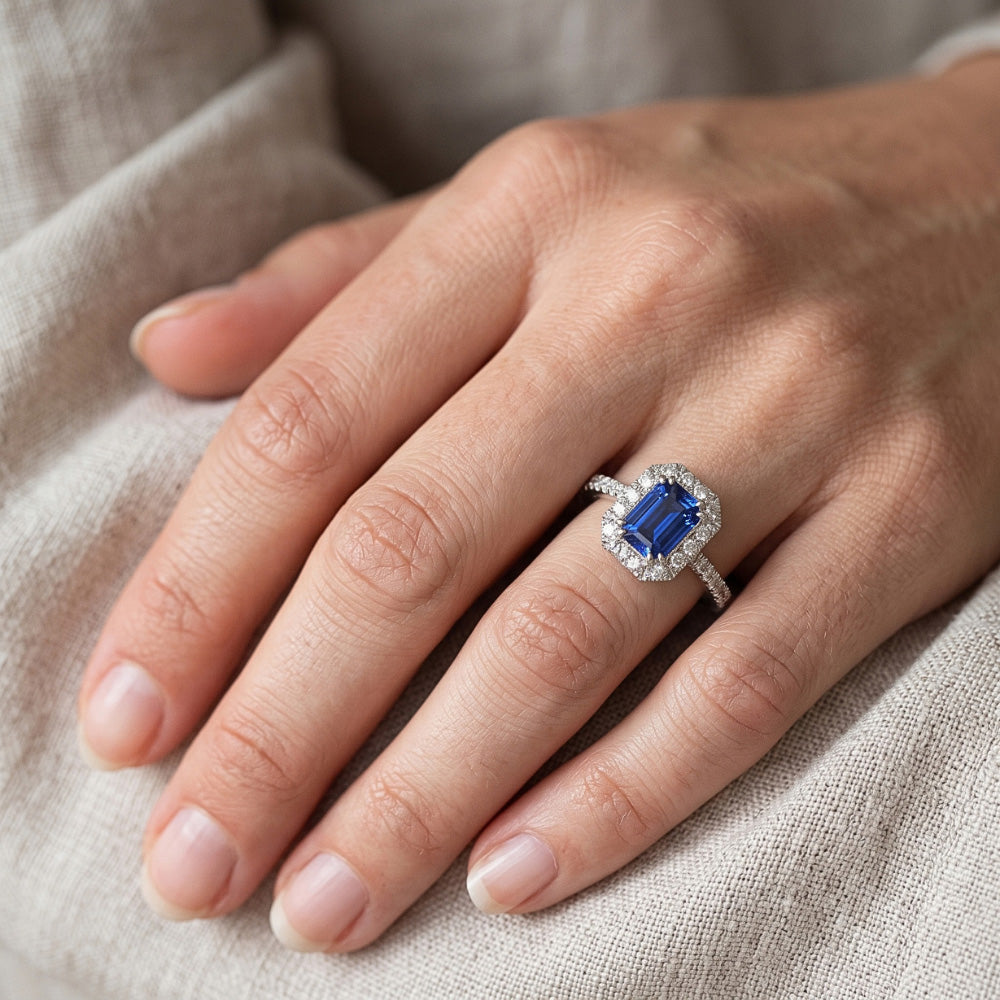 Natural Sapphire Ring 3ct - White Gold 14K