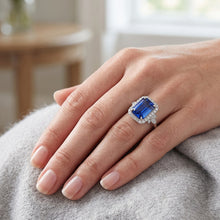 Natural Sapphire Ring 4.25ct - White Gold 14K