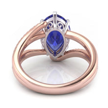 Natural Sapphire Ring 4.50ct - Two Tone 14K Gold