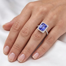 Natural Sapphire Ring 4.50ct - White Gold 14K