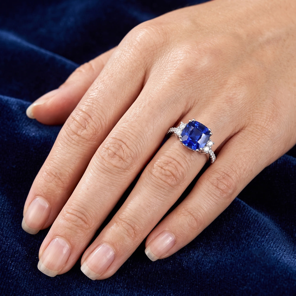 Natural Sapphire Ring 4.50ct - White Gold 14K