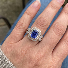 Natural Sapphire Ring 4ct - Two Tone 14K Gold