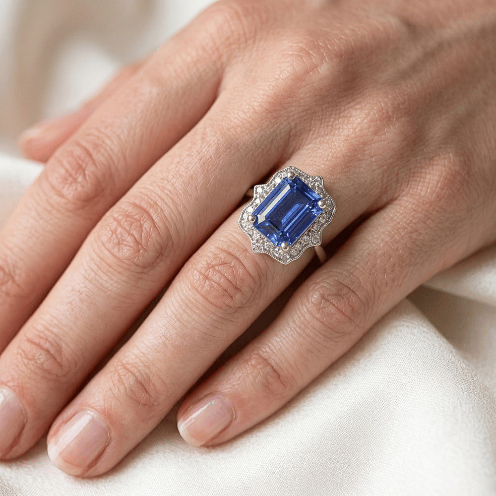 Natural Sapphire Ring 4ct - White Gold 14K