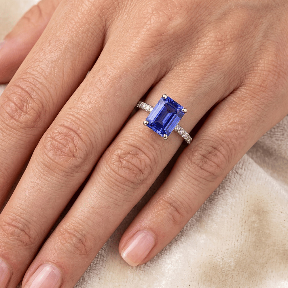 Natural Sapphire Ring 4ct - White Gold 14K