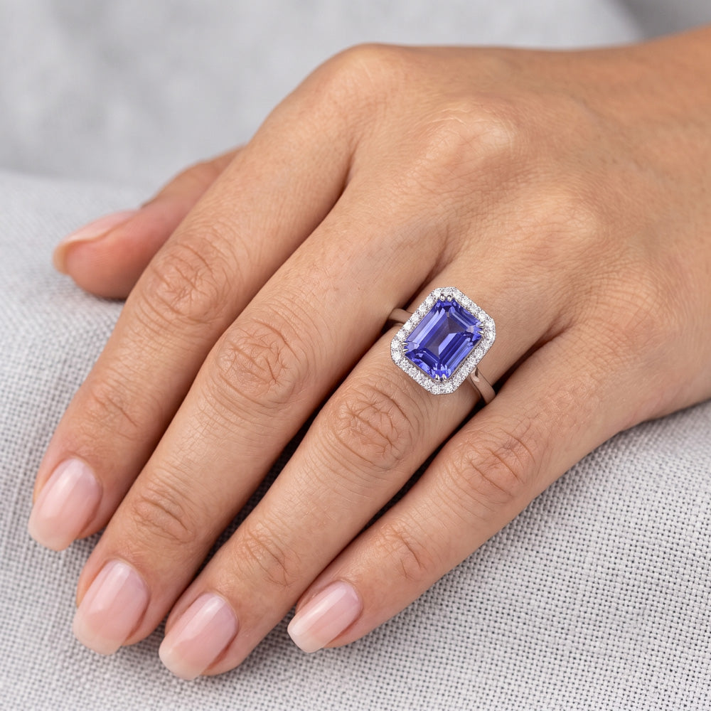 Natural Sapphire Ring 4ct - White Gold 14K