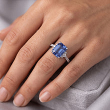 Natural Sapphire Ring 4ct - White Gold 14K