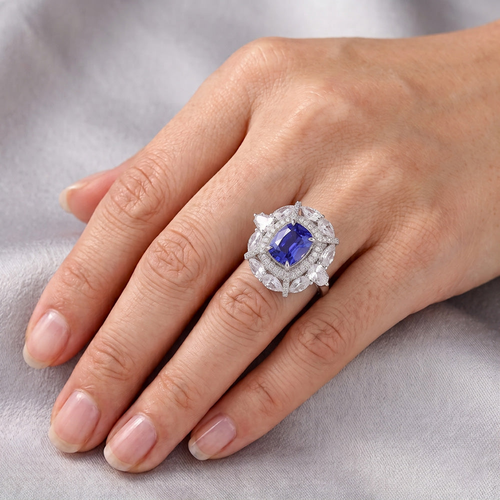 Natural Sapphire Ring 4ct - White Gold 14K