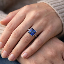Natural Sapphire Ring 5.25ct - White Gold 14K