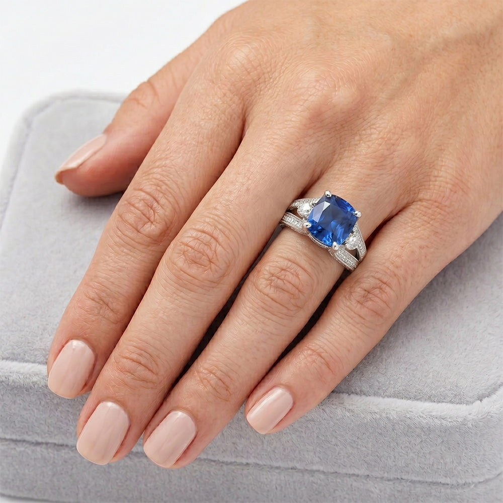 Natural Sapphire Ring 5.40ct - White Gold 14K