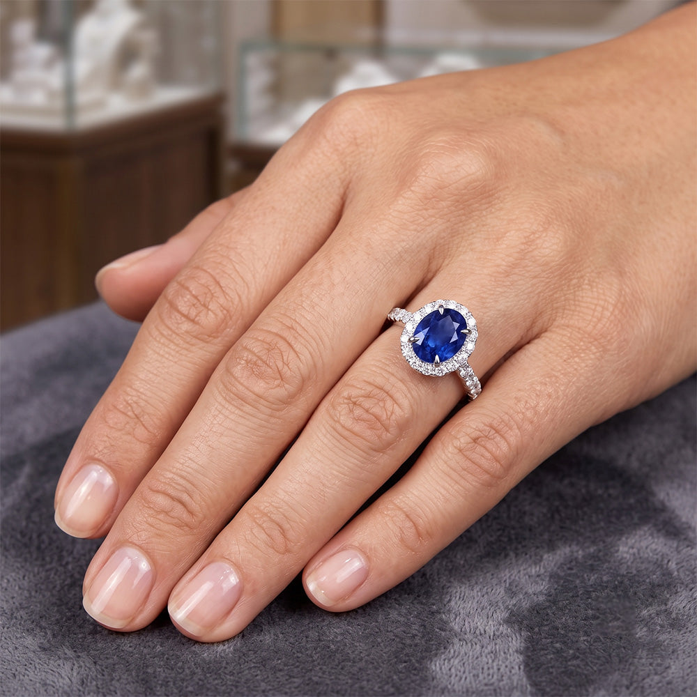 Natural Sapphire Ring 5.50ct - White Gold 14K