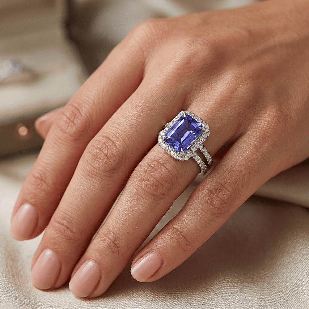 Natural Sapphire Ring 5ct - White Gold 14K