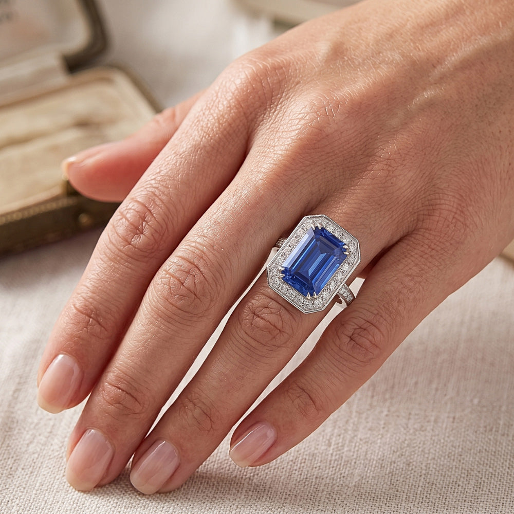 Natural Sapphire Ring 6ct - White Gold 14K