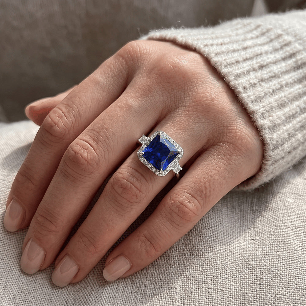 Natural Sapphire Ring 6ct - White Gold 14K