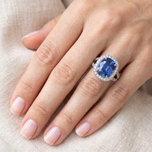 Natural Sapphire Ring 6ct - White Gold 14K