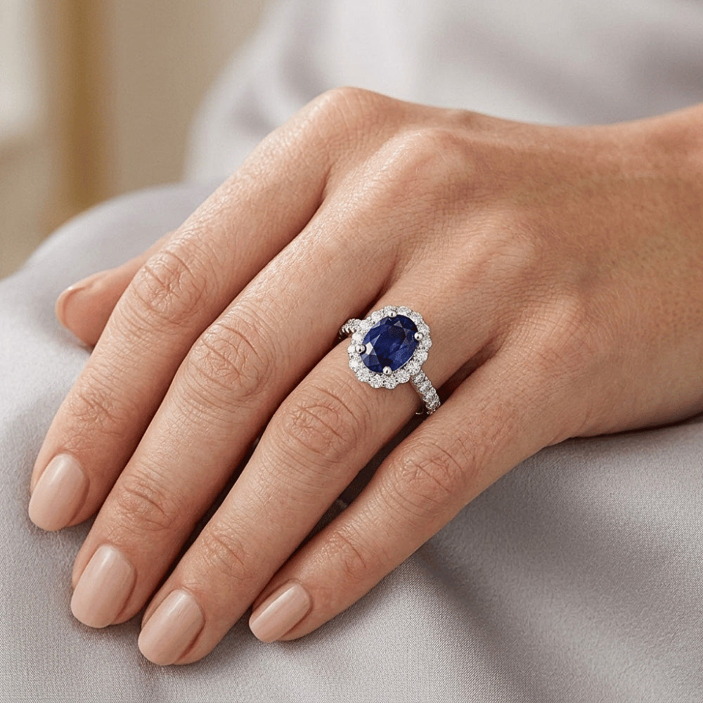 Natural Sapphire Ring 6ct - White Gold 14K
