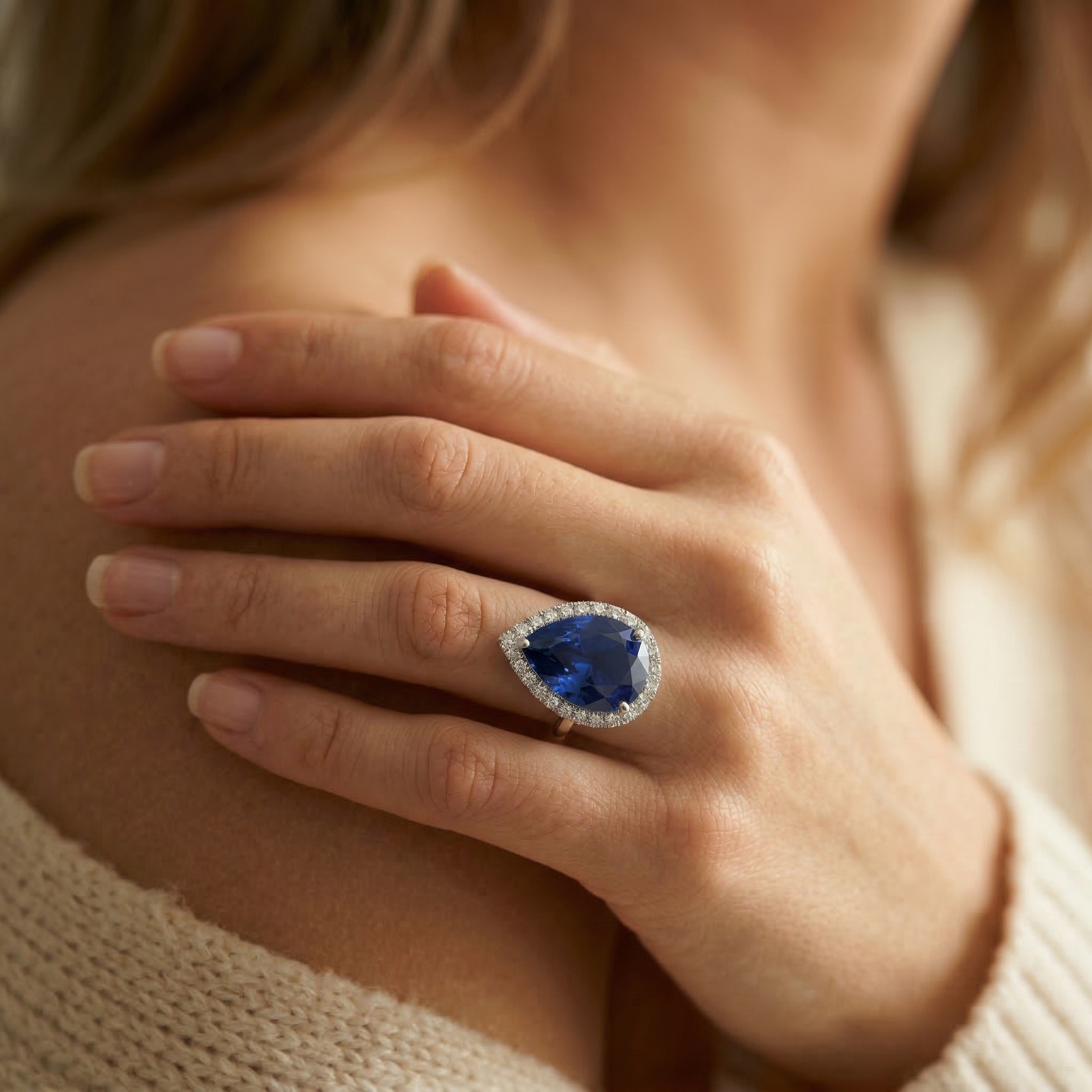 Natural Earth Mined Diamond Jewellery Halo Oval Ceylon Sapphire Ring 7.50 Carats