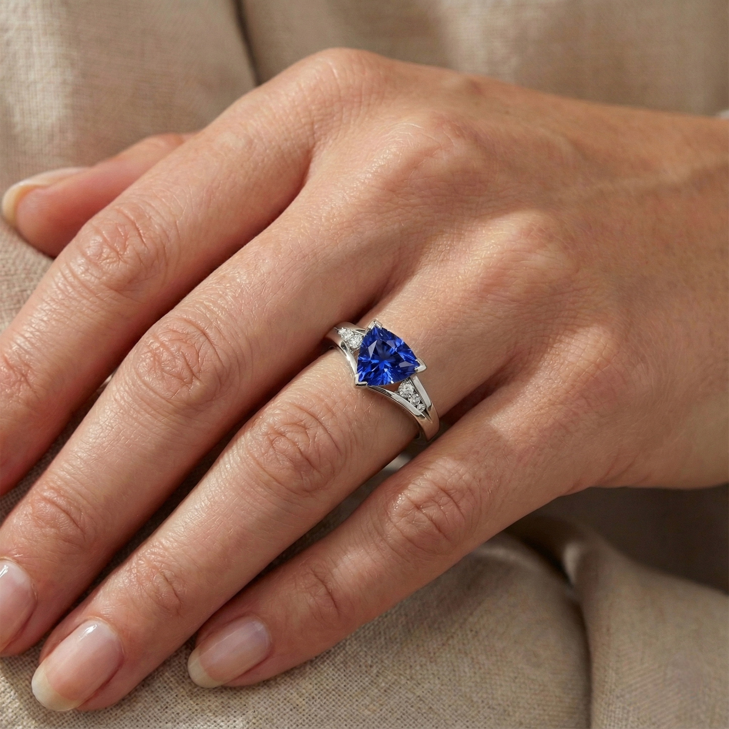 Natural Earth Mined Diamond Jewellery Trillion Blue Sapphire Ring 1.25 Carats 5 Stone Style