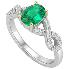 Natural Fine Emerald Colored Stone Ring – side view