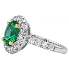 Precious Stone Ring Two-Tone 14K Gold with Colombian Emerald – profile view