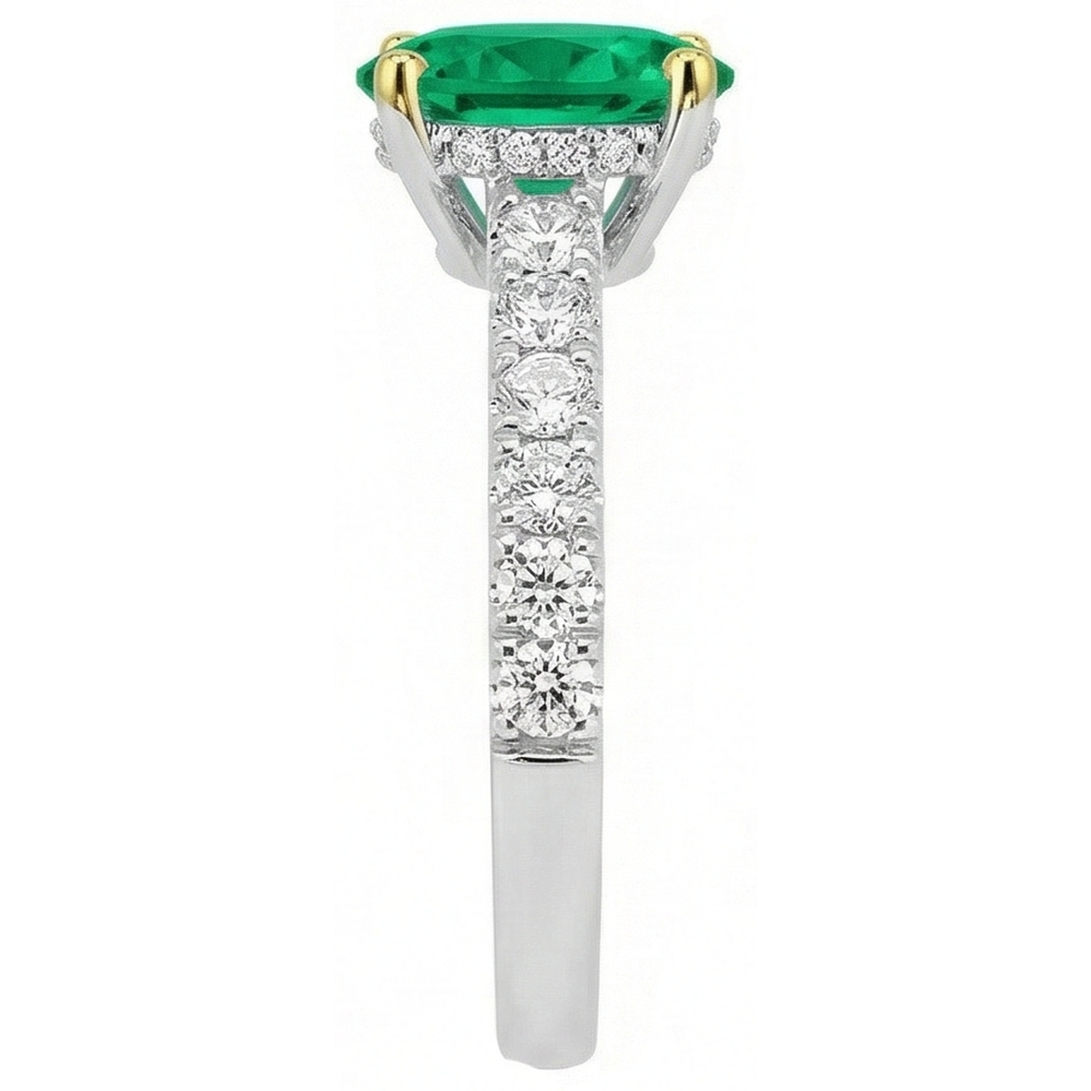 Sparkling Colombian Emerald Precious Stone Ring 2 ct – top view