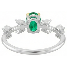 Luxury Colored Stone Ring 2 ct – back view