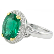 Real Fine Emerald Precious Stone Ring 3.50 ct Two-Tone 14K Gold – angle view