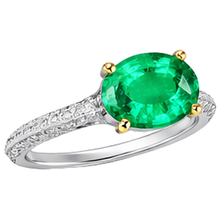 Premium Emerald Precious Stone Ring 2 ct – profile view